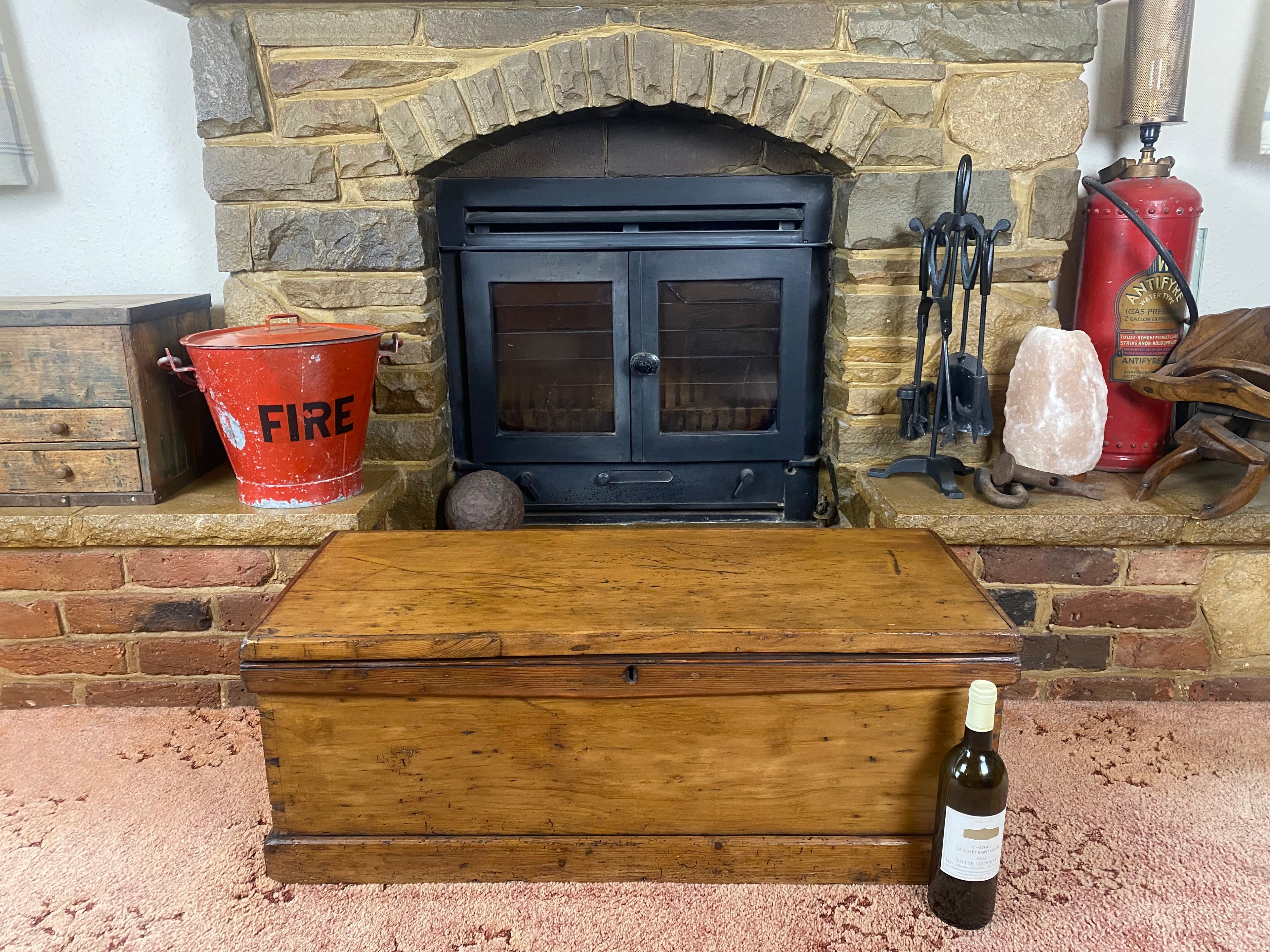 Pine Trunk (91x38x34cm LWH)