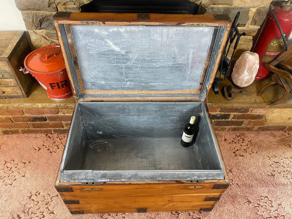 Pine Trunk (84x54cmx49cm LWH)