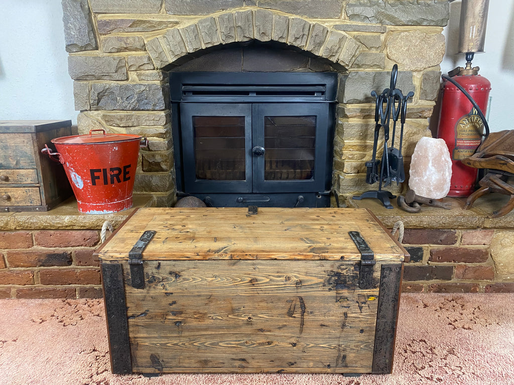 Pine Trunk (83x39x39cm LWH)