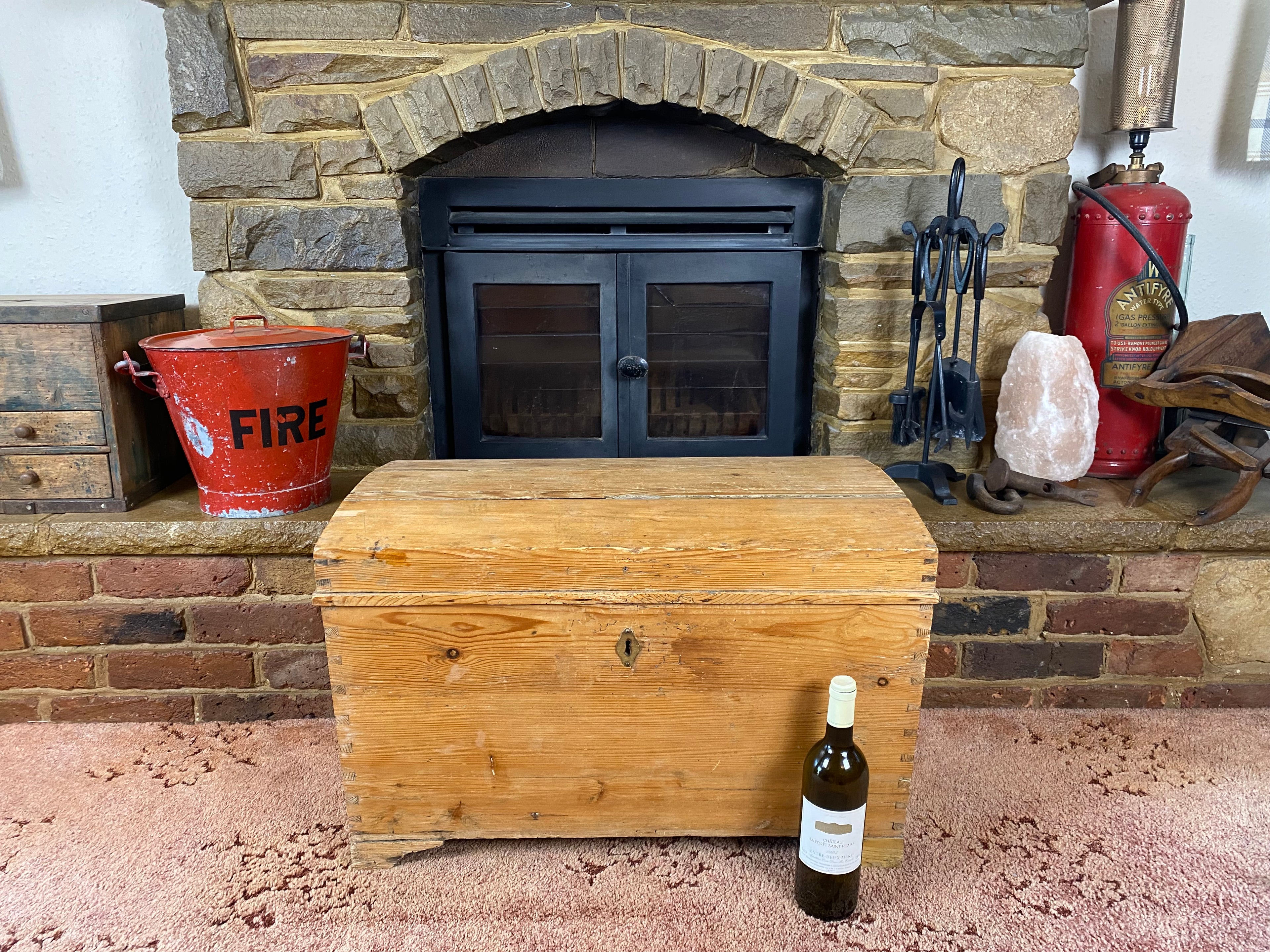 Pine Trunk (69x39x47cm LWH)