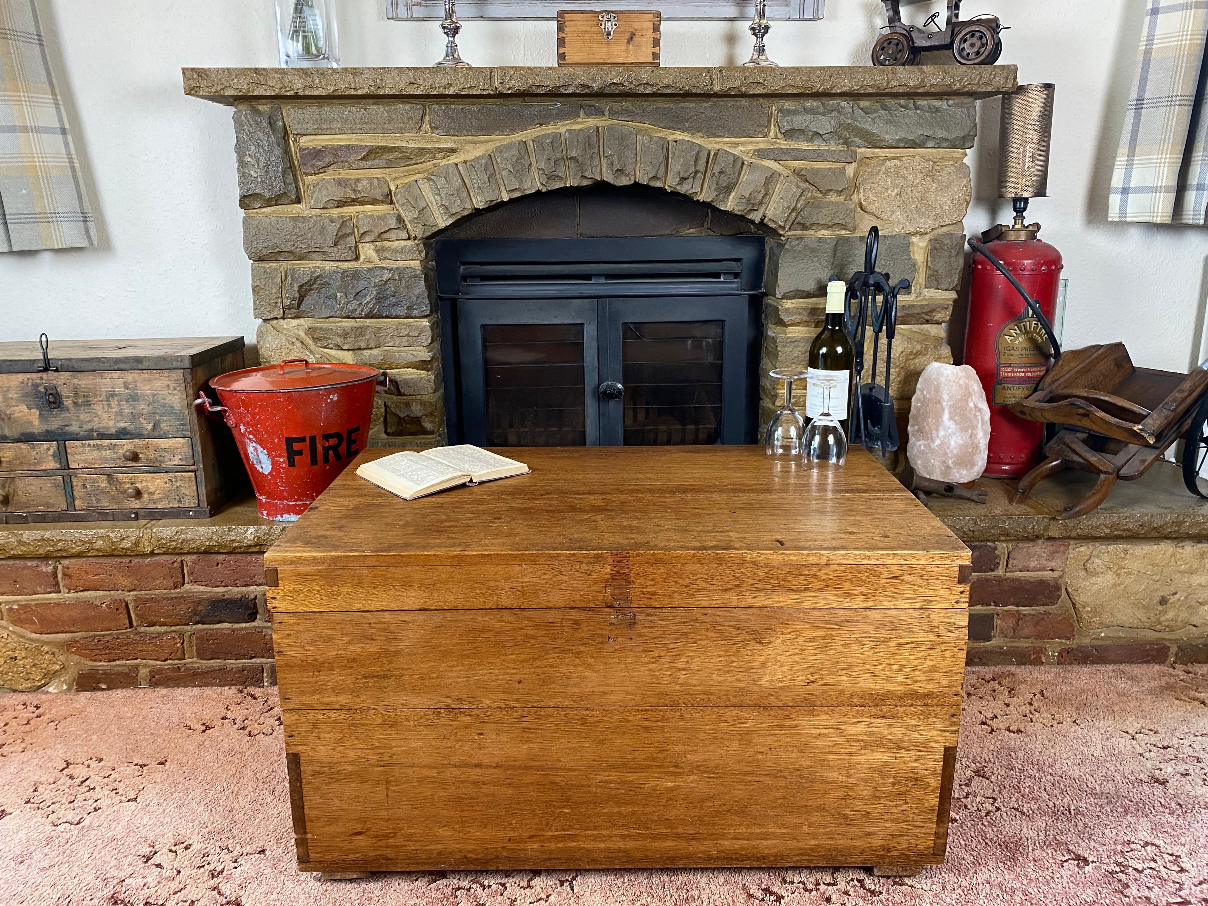 Mahogany Trunk (91x52x51cm LWH)