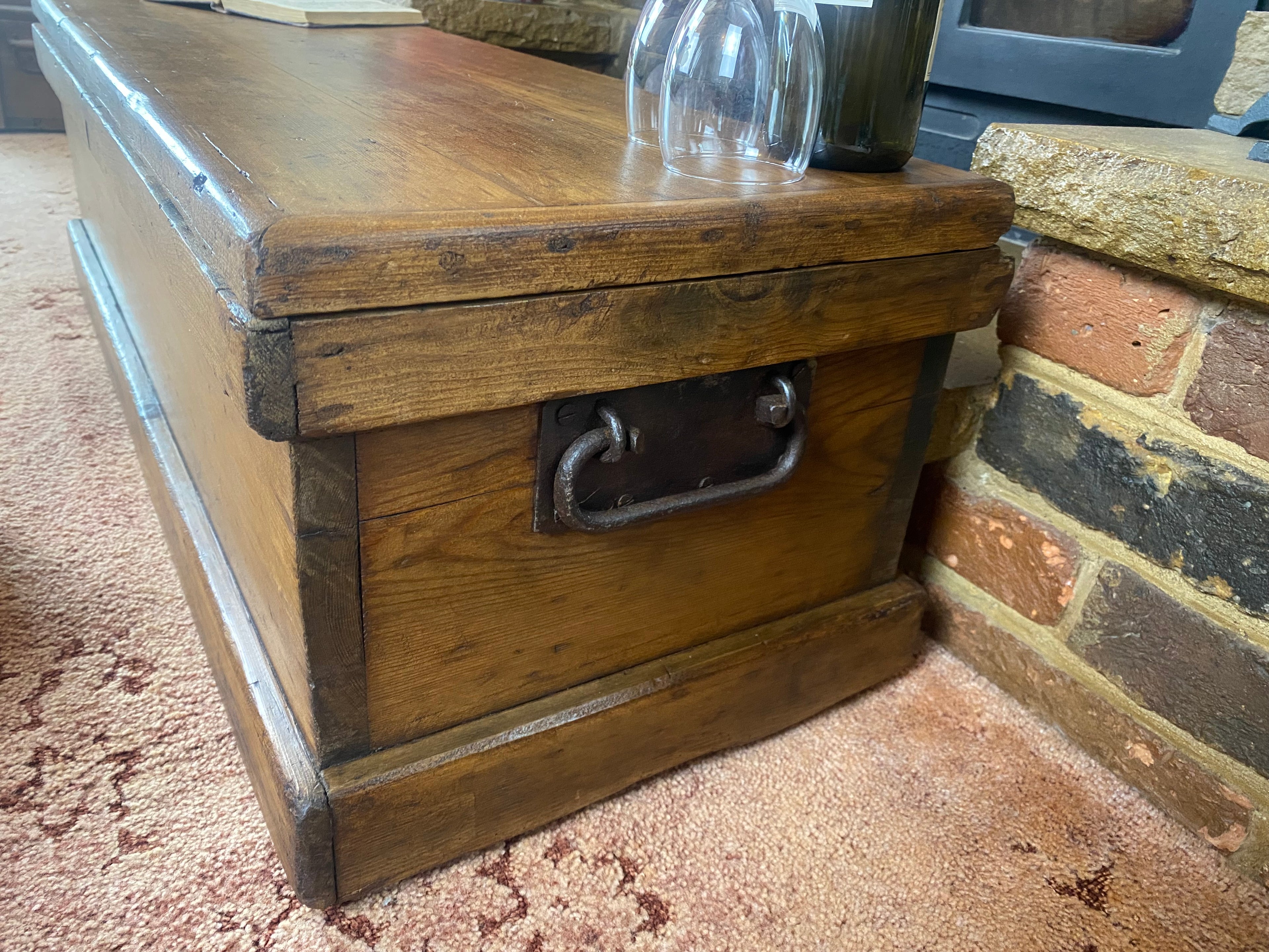 Pine Trunk (99x38x31cm LWH)