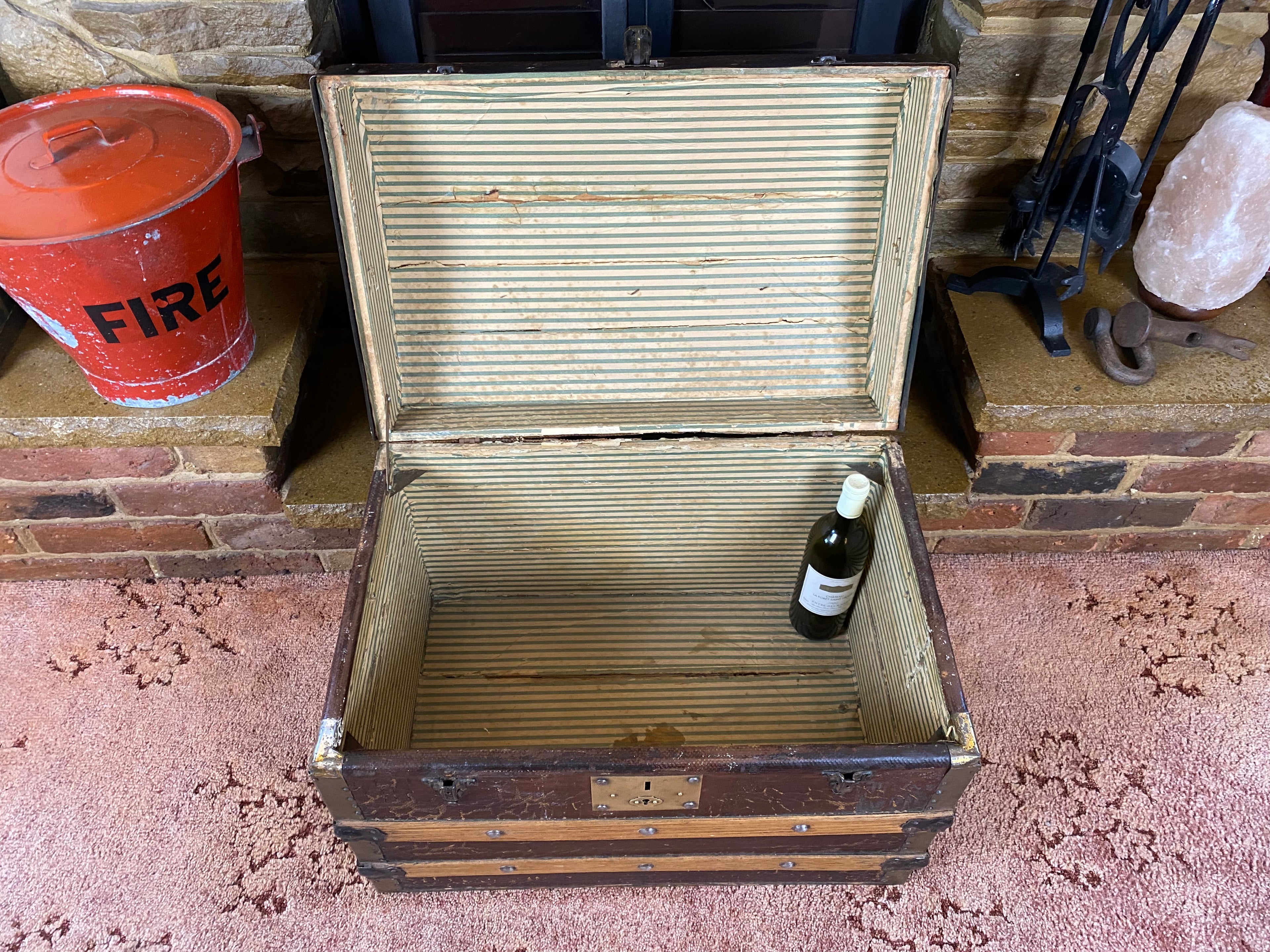 Seamer Trunk (61x40x46cm LWH)