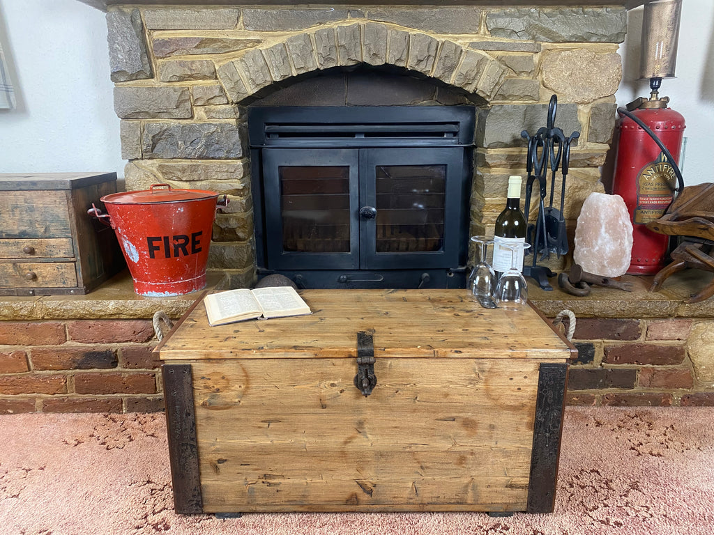 Pine Trunk (83x39x39cm LWH)