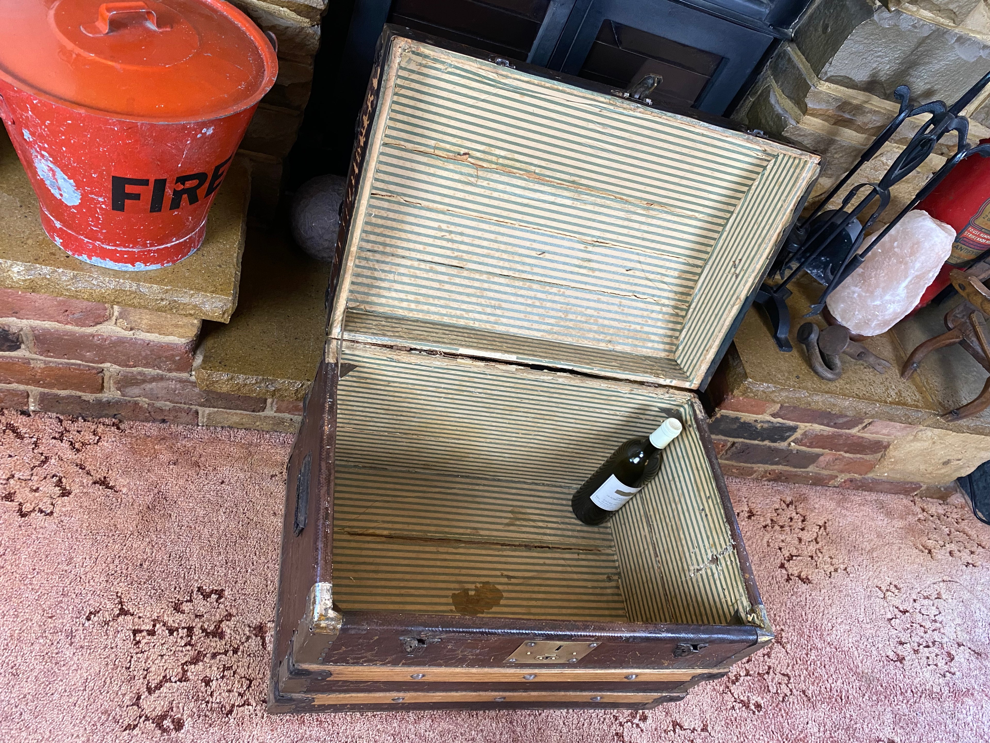 Seamer Trunk (61x40x46cm LWH)