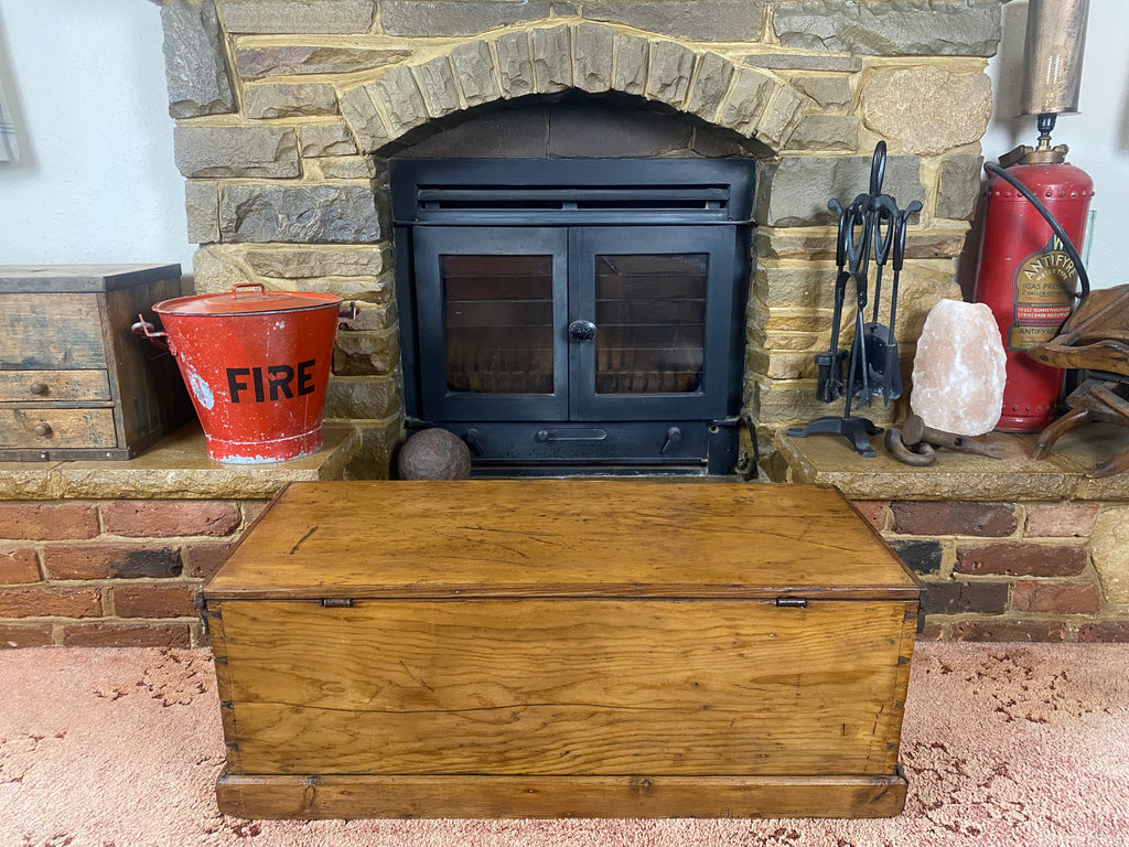 Pine Trunk (91x38x34cm LWH)