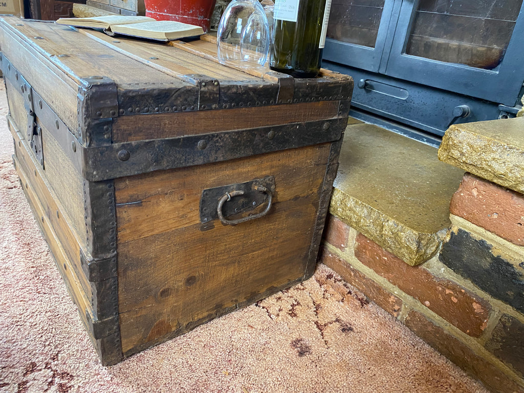 Steamer Trunk (60x38x38cm LWH)